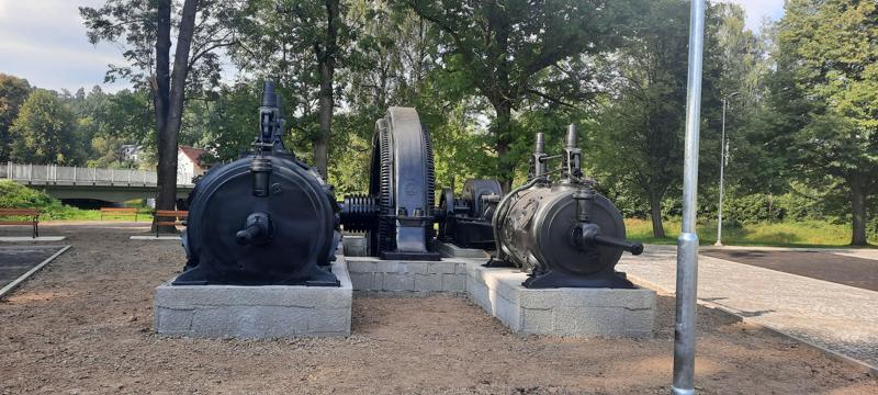 Parkoviště u muzea starých strojů Žamberk 