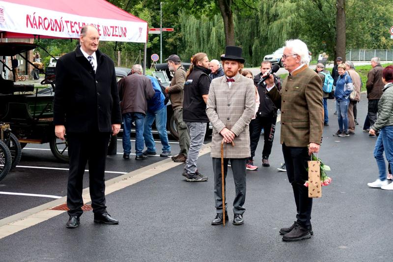 Parkoviště u muzea starých strojů Žamberk 