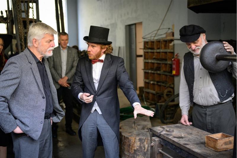 Prezidentská návštěva: Muzeum přivítalo Petra Pavla s úctou i párou 